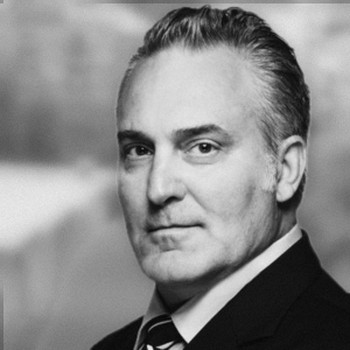 Stephen Saracco, MRICS